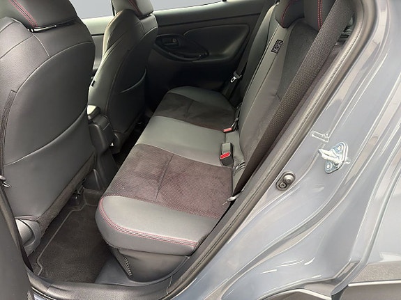 Toyota Yaris Cross 7 of 16