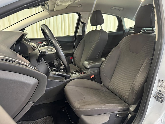 Ford Focus 8 of 21
