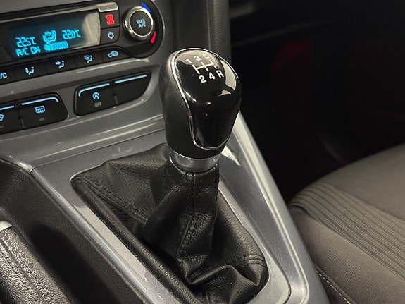 Ford Focus 17 of 21