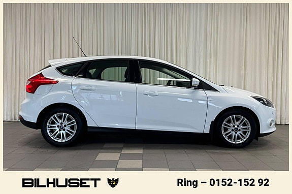 Ford Focus 2 of 21