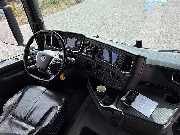 Scania R500B6X2*4NB Serie 2297 4 of 15