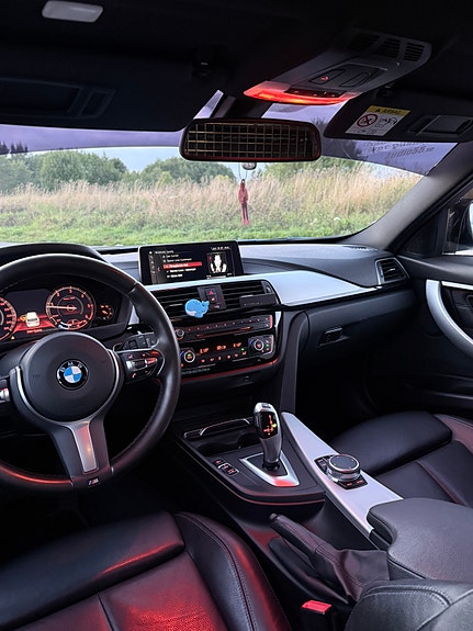 BMW 320d 5 of 7