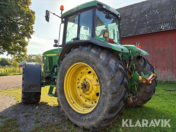 Traktor John Deere 7710 med frontlyft 3 of 6