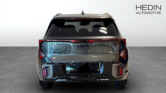 Kia Seltos 4 of 10