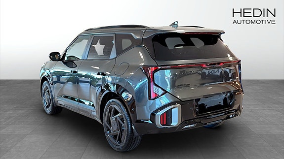 Kia Seltos 3 of 10