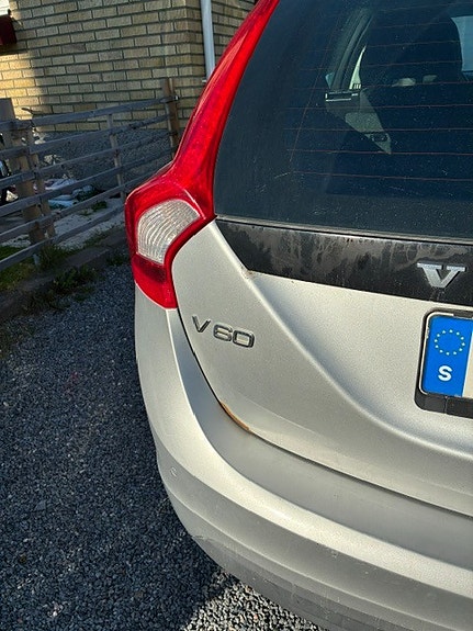Volvo V60 8 of 11