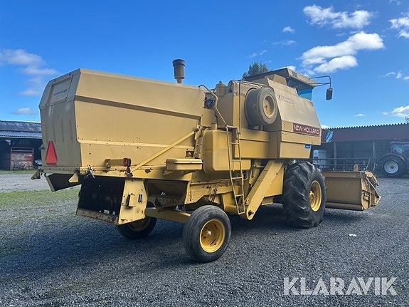 Skördetröska New Holland 8040 13 fot 5 of 6
