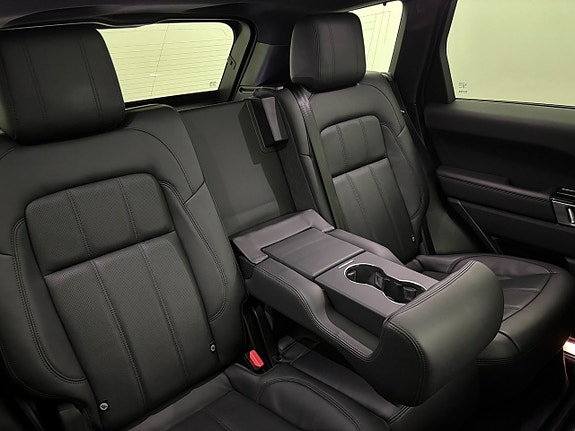 Land Rover Range Rover Sport 20 of 30