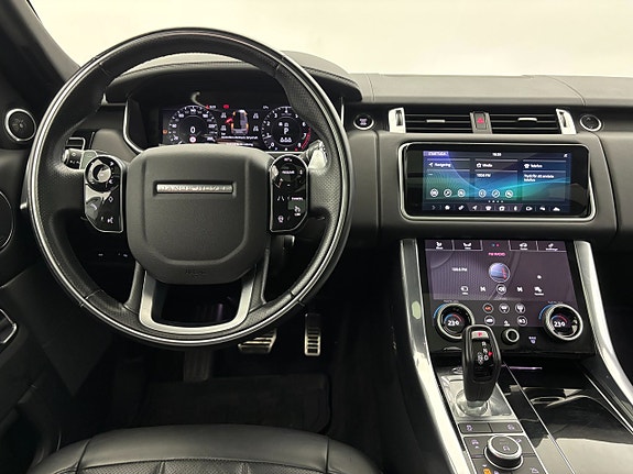 Land Rover Range Rover Sport 17 of 30