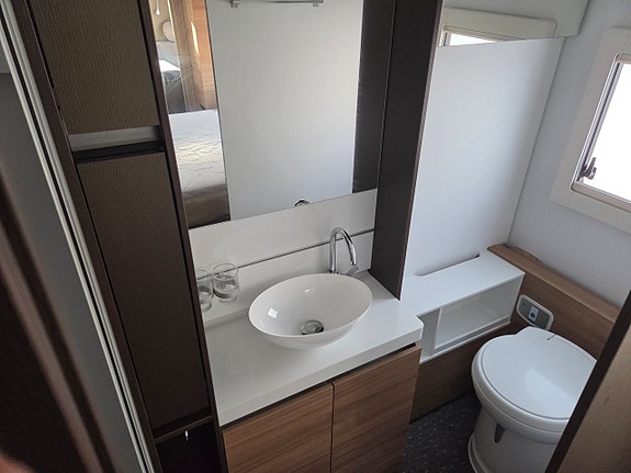 Adria Alpina 663ht Utrustad ! 13 of 27