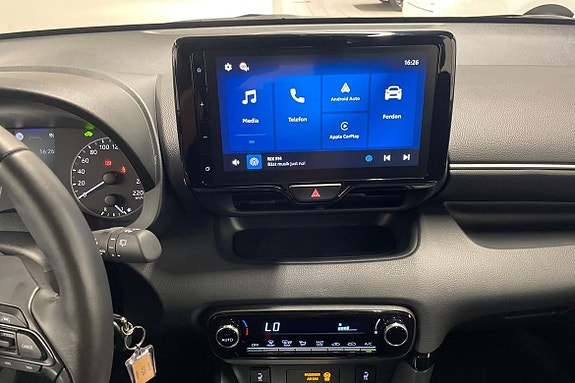 Toyota Yaris 15 of 21