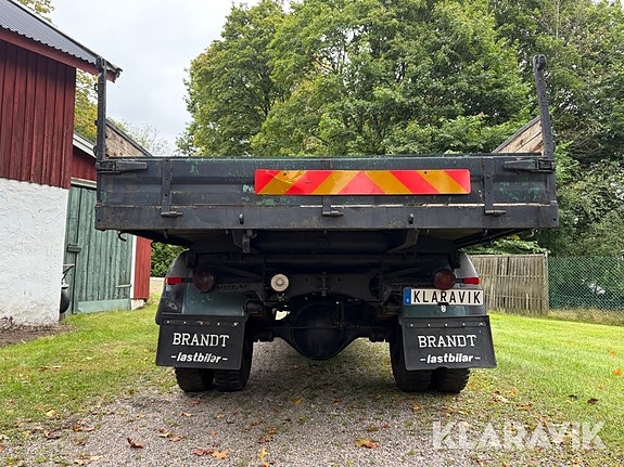Veteranlastbil Volvo F85 / Kran/ 3-vägs tipp 5 of 6