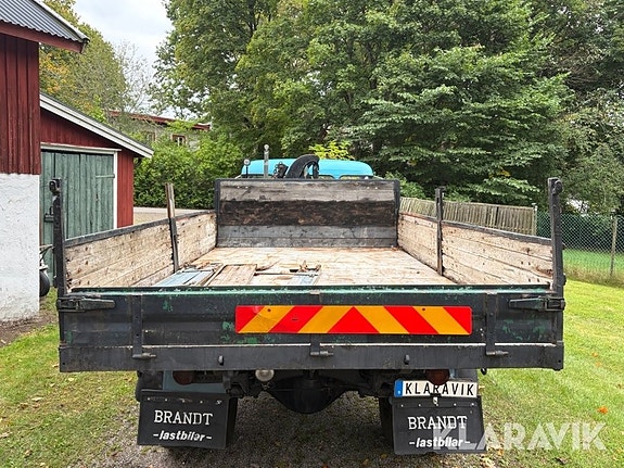 Veteranlastbil Volvo F85 / Kran/ 3-vägs tipp 6 of 6