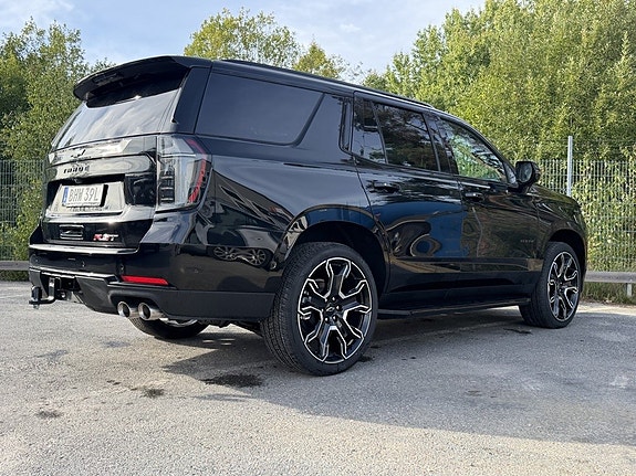 Chevrolet Tahoe 4 of 11