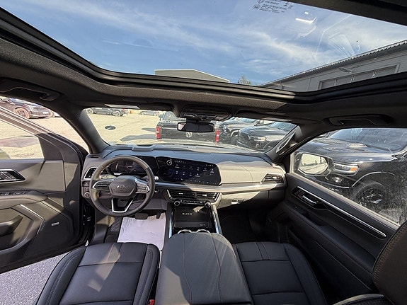 Chevrolet Tahoe 6 of 11