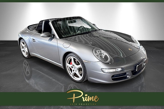 Porsche 911 Carrera S 3 of 17