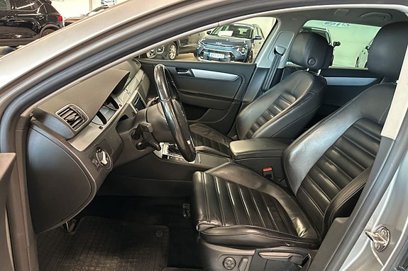 Volkswagen Passat Alltrack 7 of 16