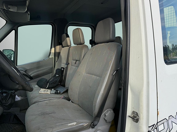 Volkswagen Crafter 6 of 7