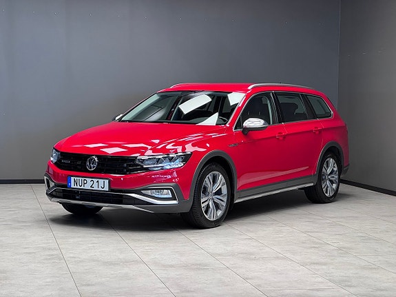 Volkswagen Passat Alltrack 7 of 11