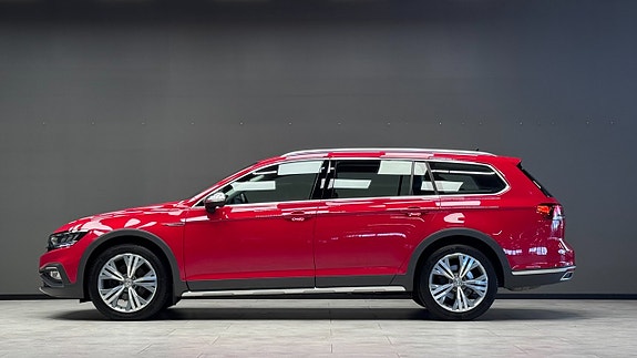 Volkswagen Passat Alltrack 5 of 11