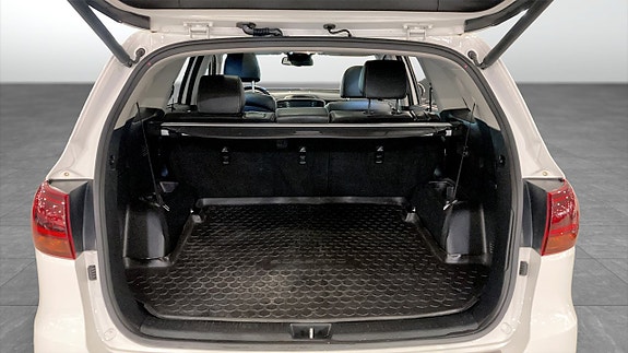 Kia Sorento 10 of 12