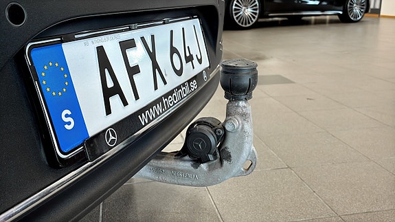 Mercedes-Benz EQA300 13 of 18
