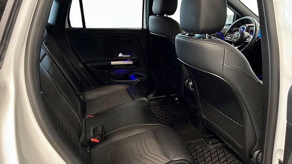 Mercedes-Benz EQA300 5 of 18