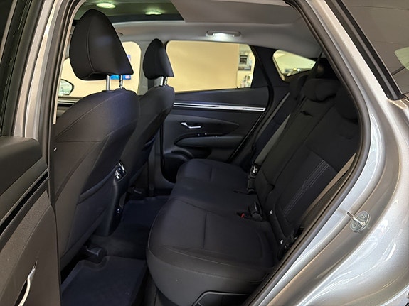 Hyundai Tucson 10 of 21