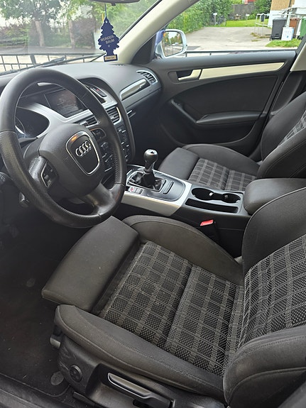 Audi A4 5 of 7