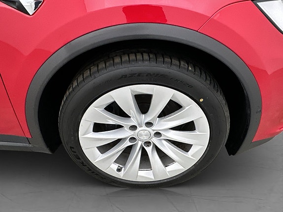 Tesla Model X 30 of 30