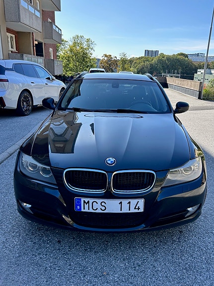 BMW 320d 2 of 20