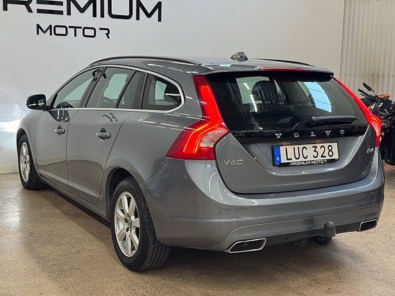 Volvo V60 5 of 16