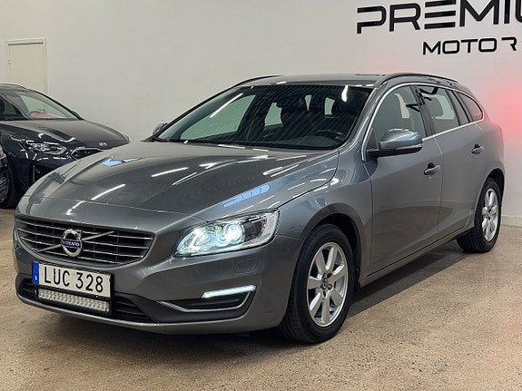 Volvo V60 4 of 16