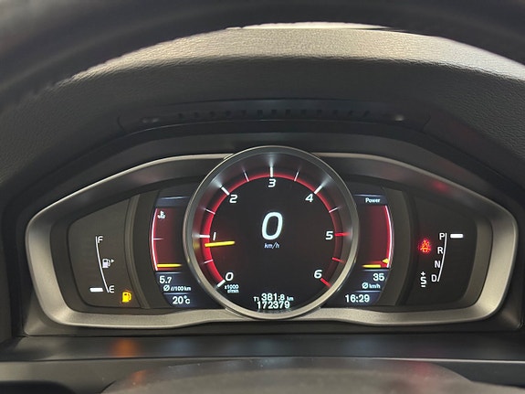 Volvo V60 16 of 16
