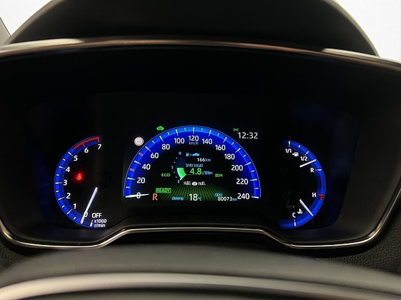 Toyota Corolla 19 of 30