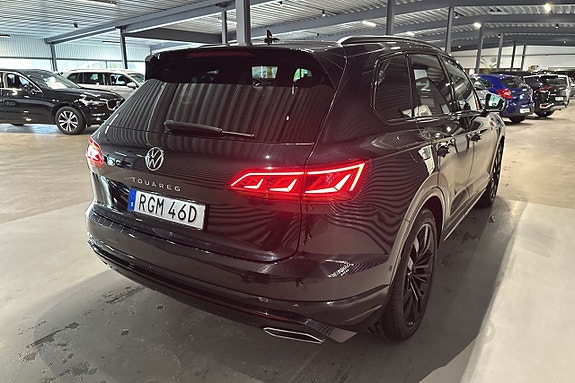 Volkswagen Touareg 4 of 30