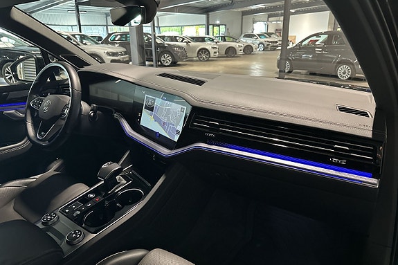 Volkswagen Touareg 9 of 30