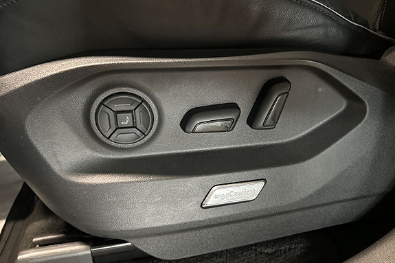 Volkswagen Touareg 24 of 30