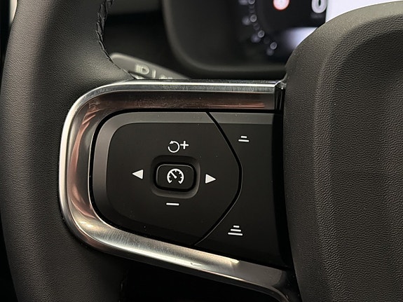 Volvo C40 17 of 30