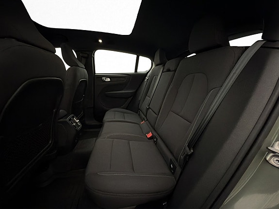 Volvo C40 27 of 30