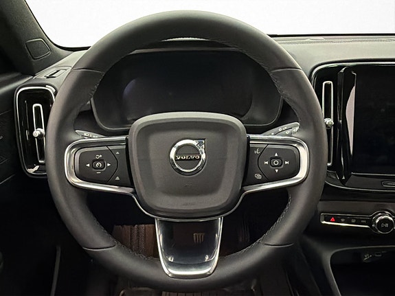 Volvo C40 15 of 30