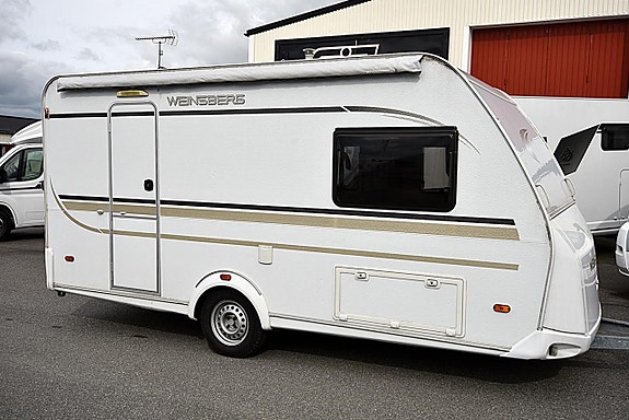 Weinsberg 420 QD, Dubbelbädd 2 of 20