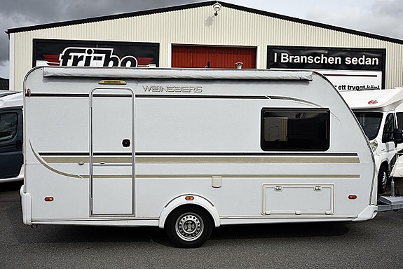 Weinsberg 420 QD, Dubbelbädd 3 of 20