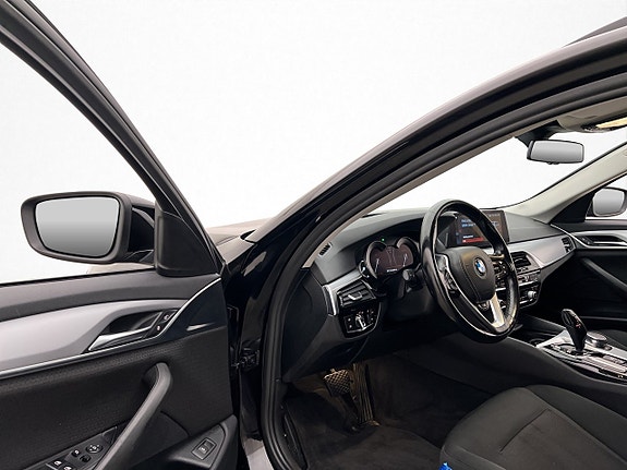 BMW 520d 10 of 30