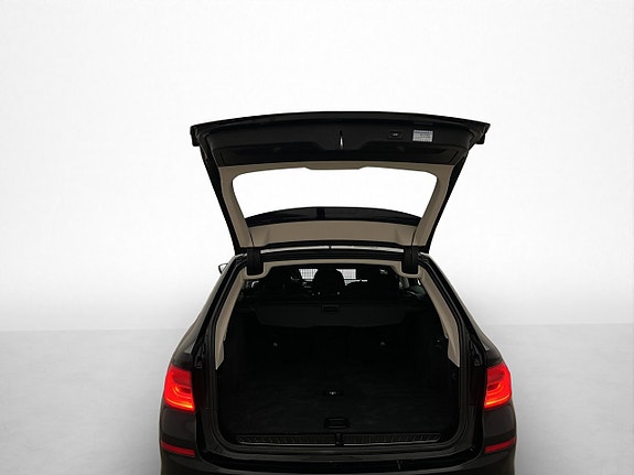 BMW 520d 26 of 30