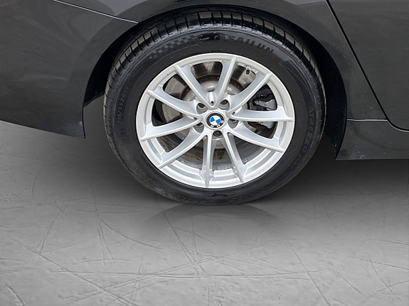 BMW 520d 29 of 30