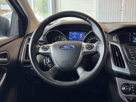 Ford Focus 11 of 19
