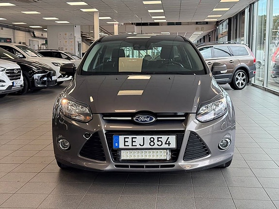 Ford Focus 7 of 19