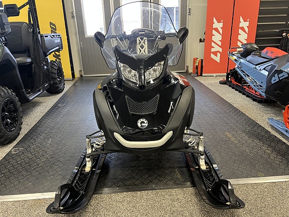 Ski-Doo Expedition 900 ACE fint skick extrautrustad 2 of 11