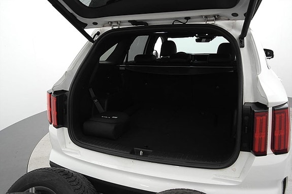 Kia Sorento 19 of 28